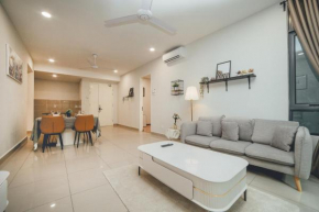 D Wah Retreat Botanika 3BR 8pax Mahjong table by Our Stay